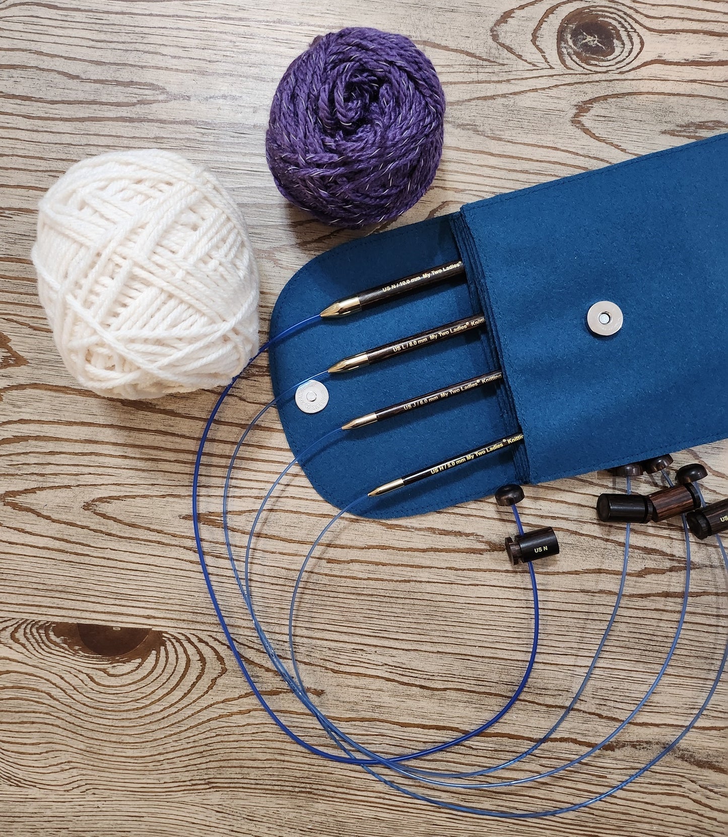 Tunisian Adjustable Crochet Hook Set | 4 SIZES | H, J, L, N | w/custom felt case